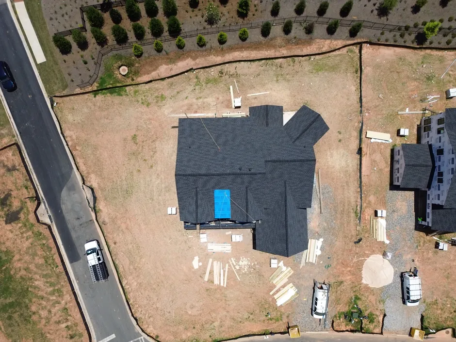 Commercial roofing services for Suwanee businesses